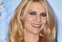 Claire-danes-fabulous-post-baby-look-side